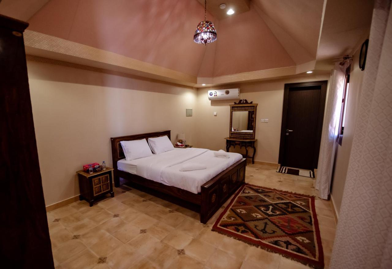 Desert Rose Camp Badīyah Стая снимка